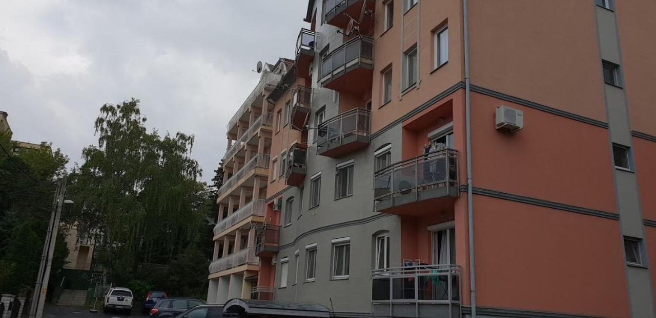 Rozsa Apartman Appartement Hévíz Buitenkant foto