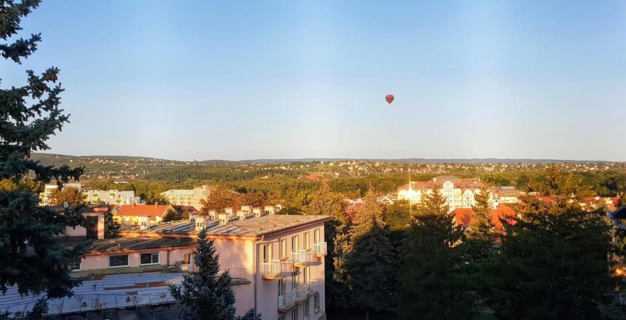 Rozsa Apartman Appartement Hévíz Buitenkant foto