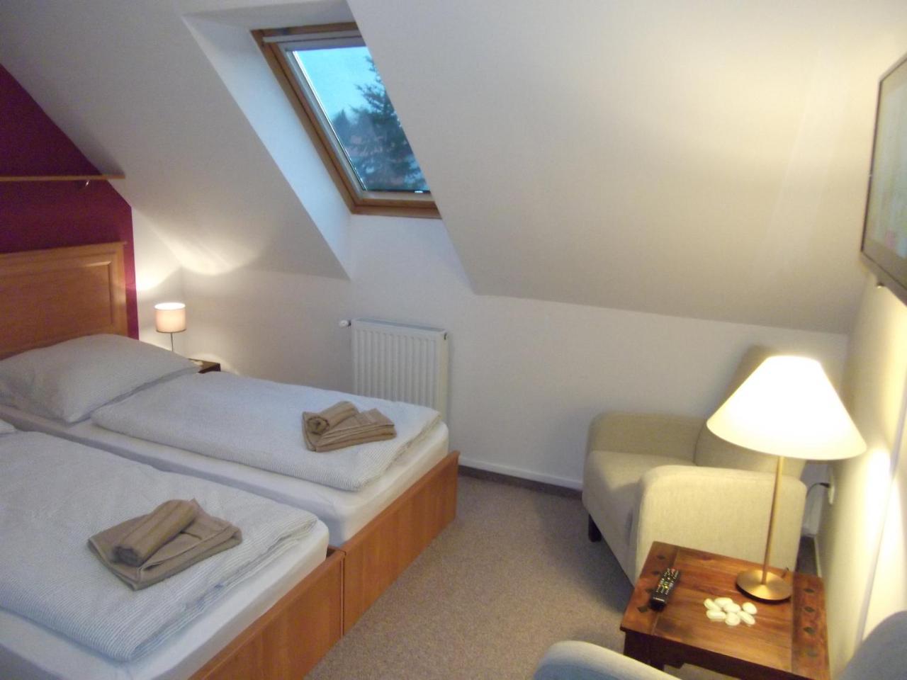 Rozsa Apartman Appartement Hévíz Buitenkant foto